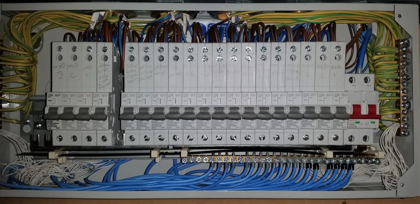 DR Electrical engineer working on a commercial electrical installation